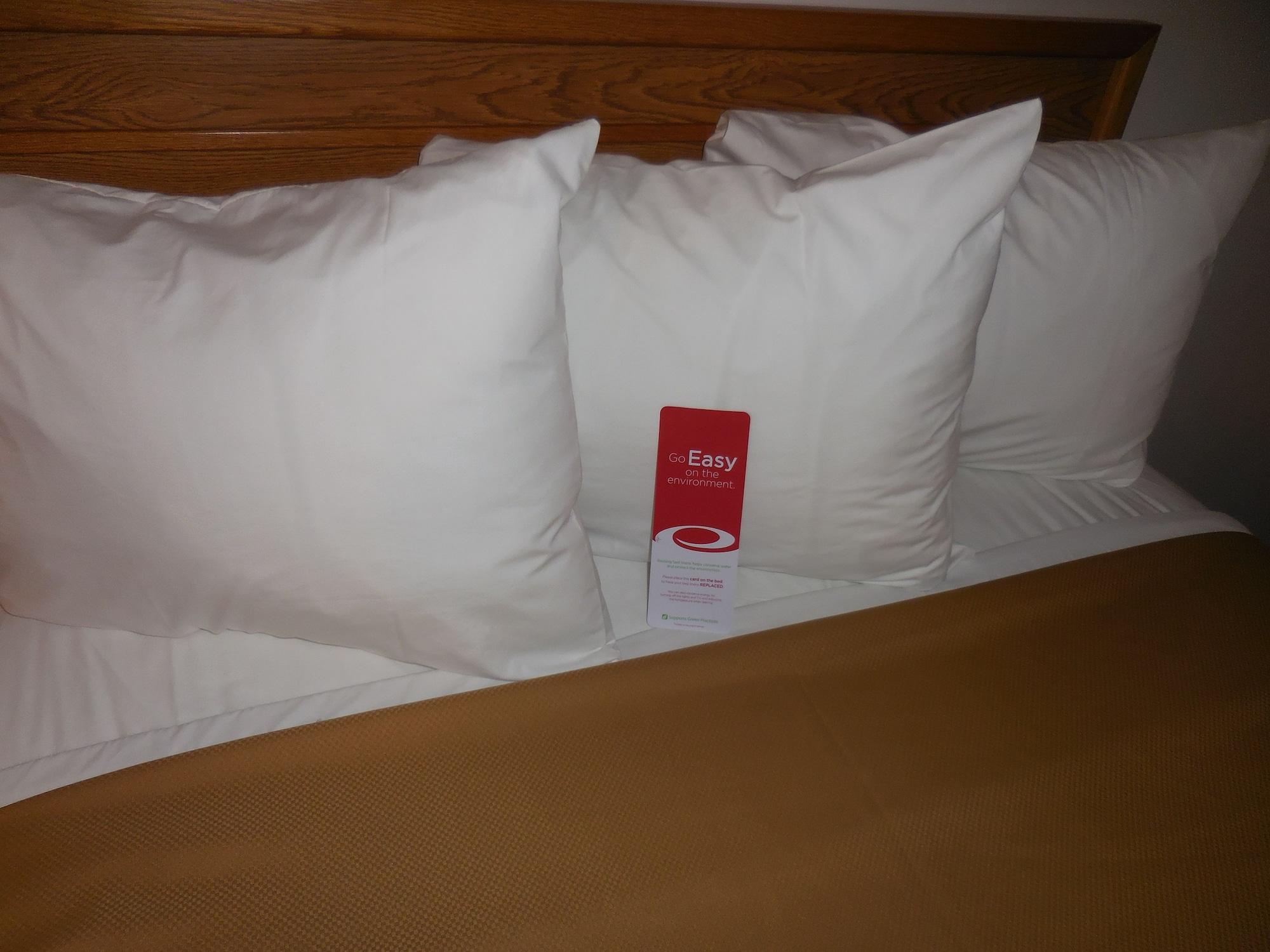 Travelodge By Wyndham אסקנבה מראה חיצוני תמונה