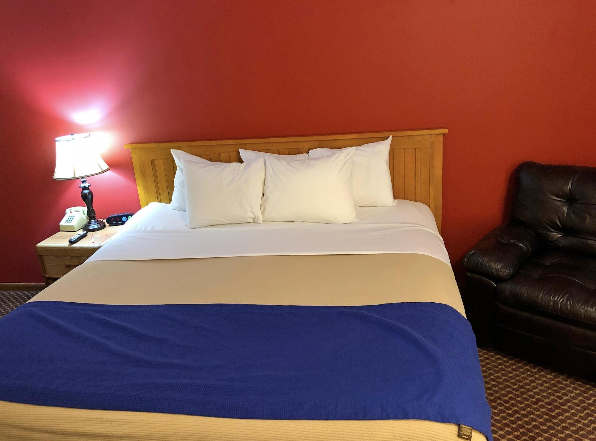 Travelodge By Wyndham אסקנבה מראה חיצוני תמונה
