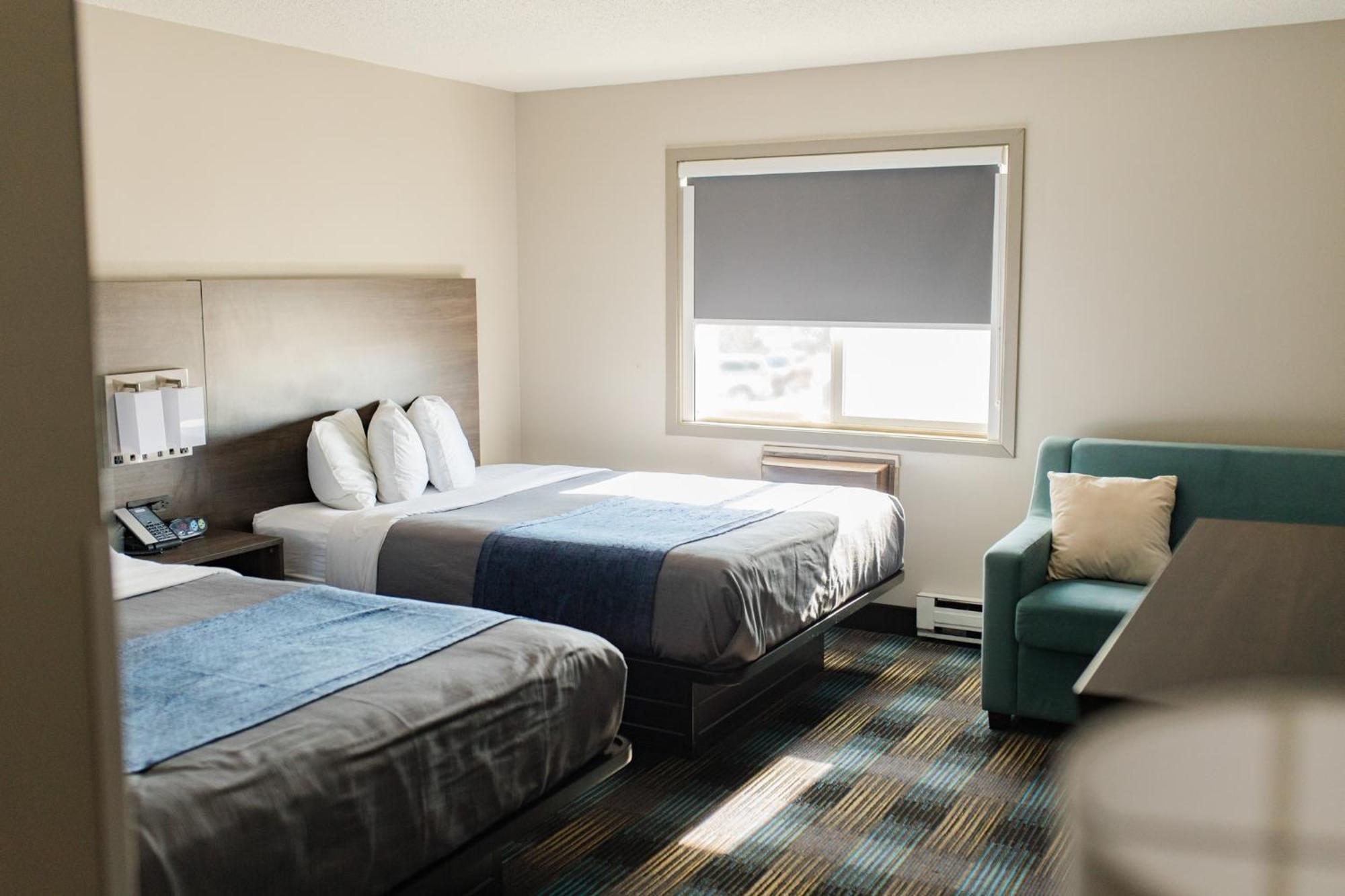 Travelodge By Wyndham אסקנבה מראה חיצוני תמונה