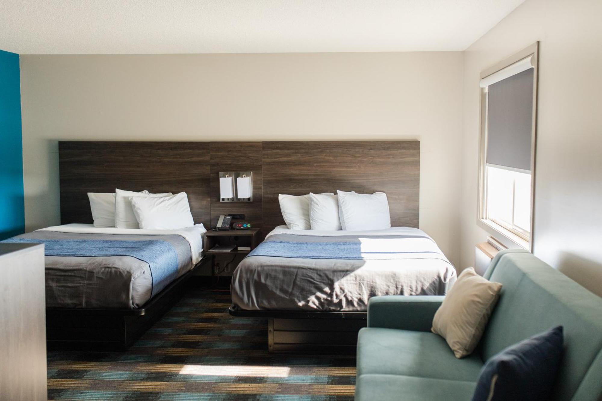 Travelodge By Wyndham אסקנבה מראה חיצוני תמונה